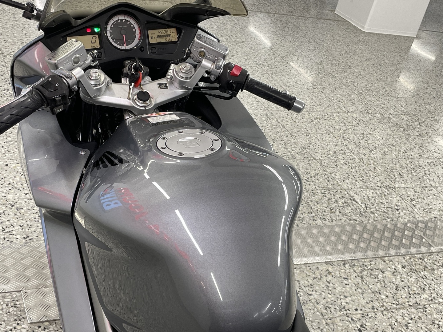 HONDA VFR 2008