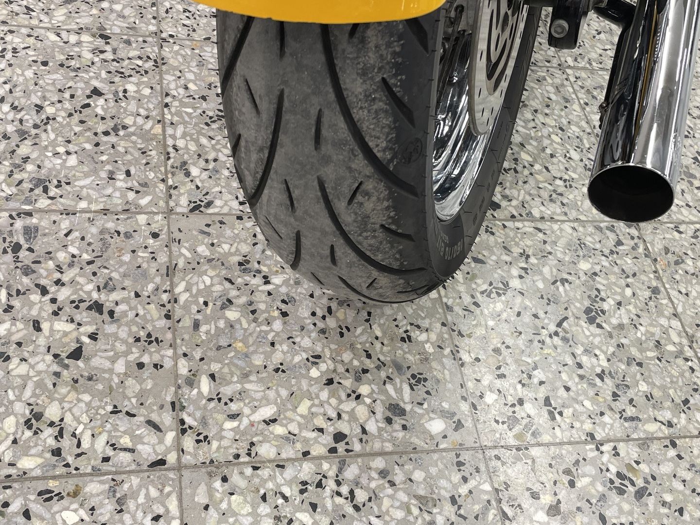 HARLEY-DAVIDSON DYNA 2008