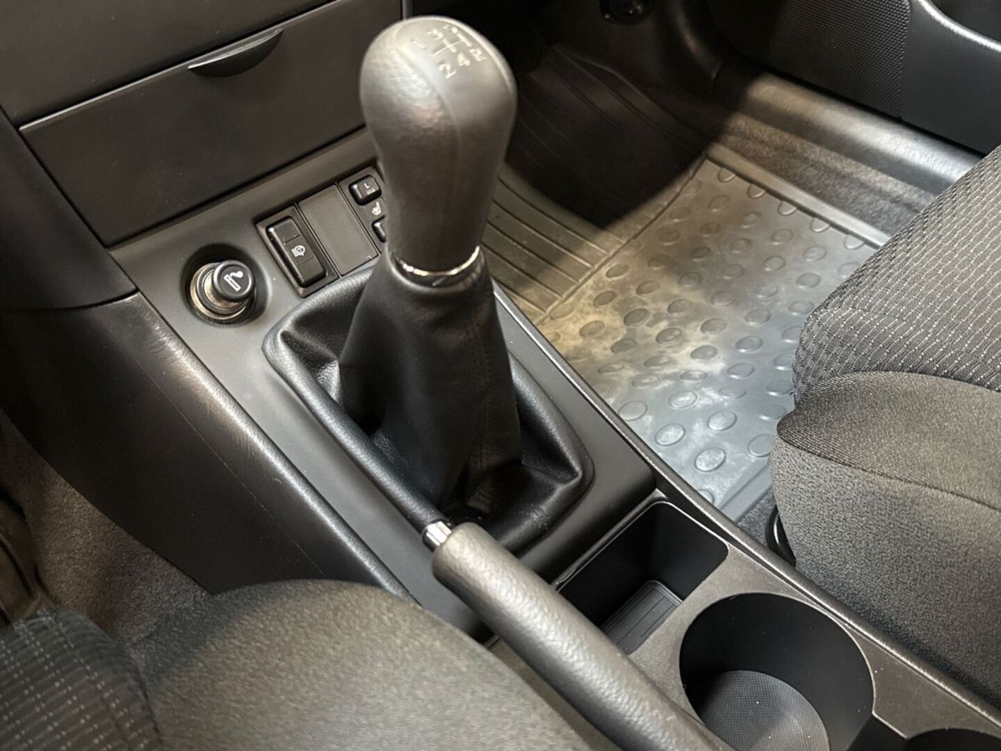 TOYOTA Corolla 2005