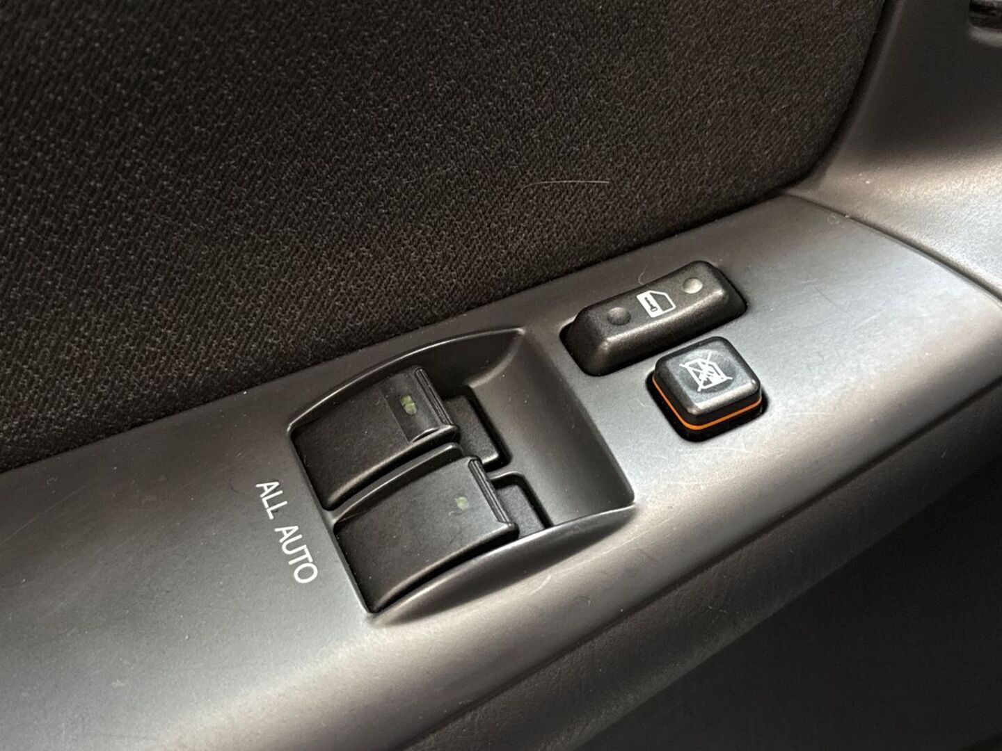 TOYOTA Corolla 2005