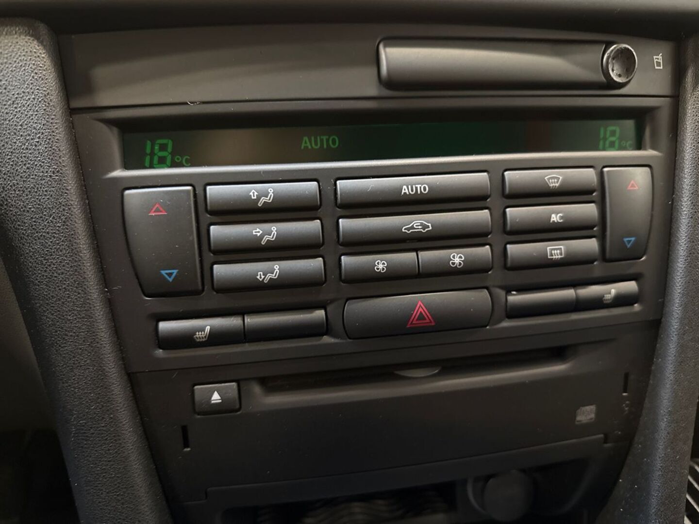 SAAB 9-3 2006
