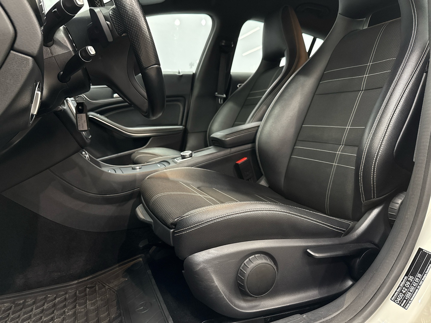 MERCEDES-BENZ CLA 2015