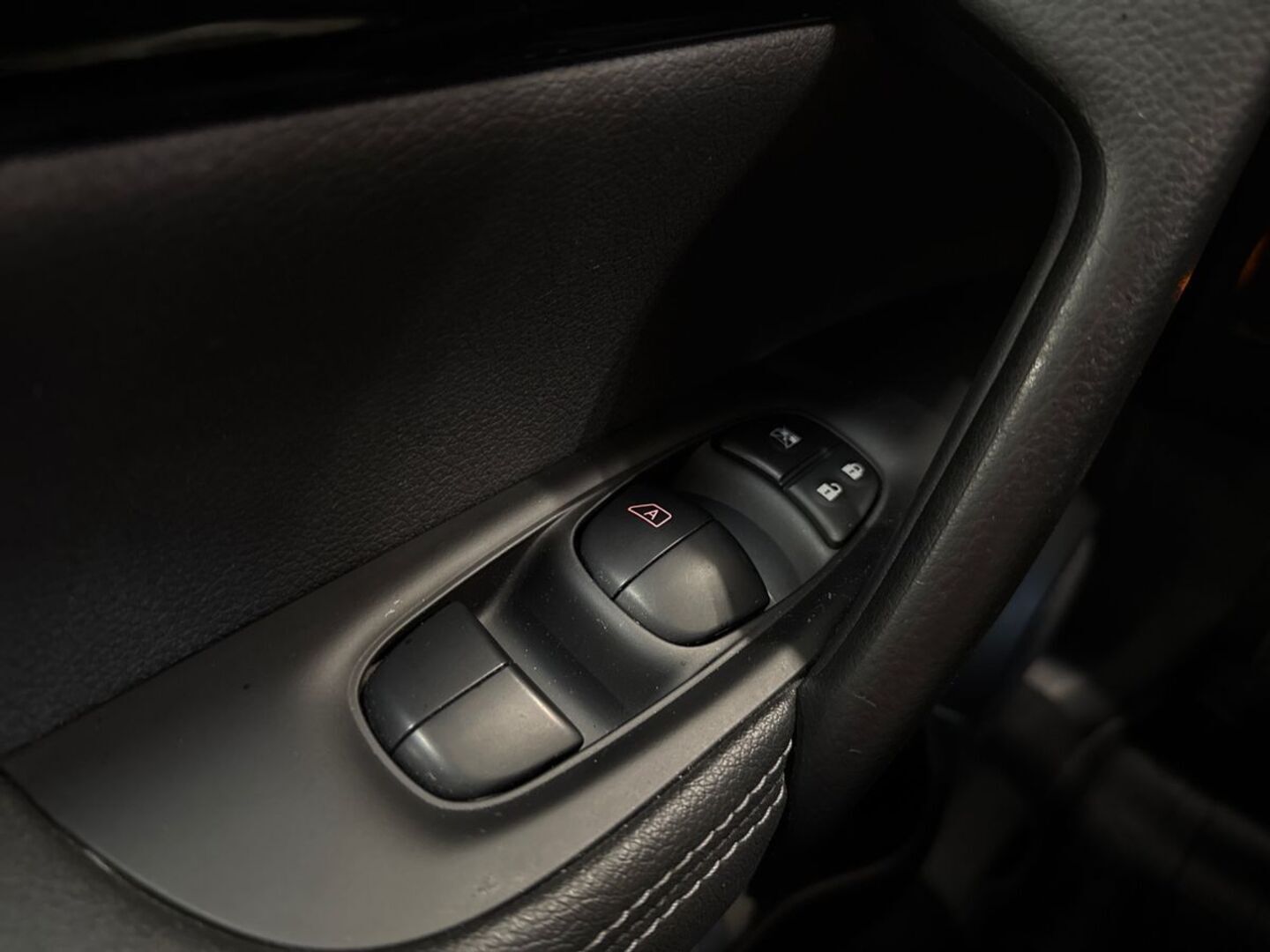 NISSAN Qashqai 2017