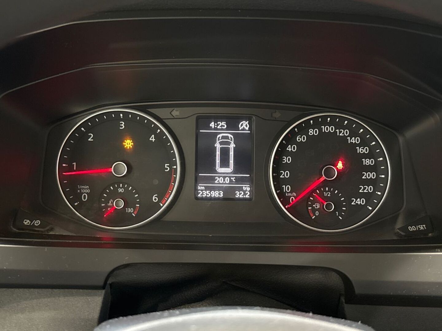 VOLKSWAGEN Caravelle 2017