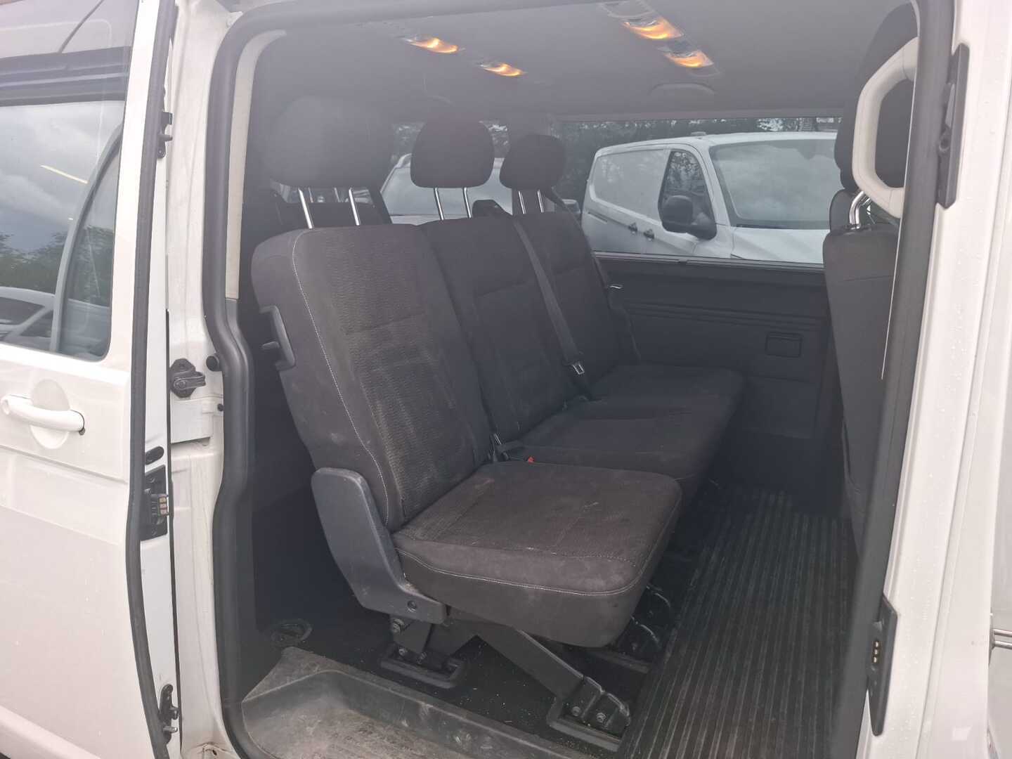 VOLKSWAGEN Caravelle 2017
