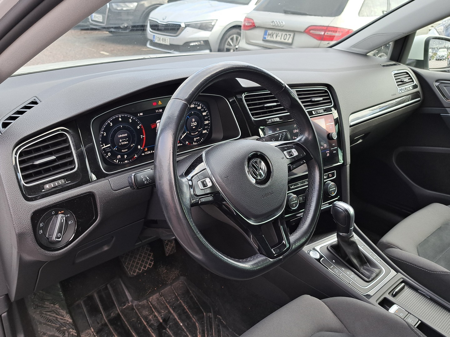 VOLKSWAGEN Golf 2017