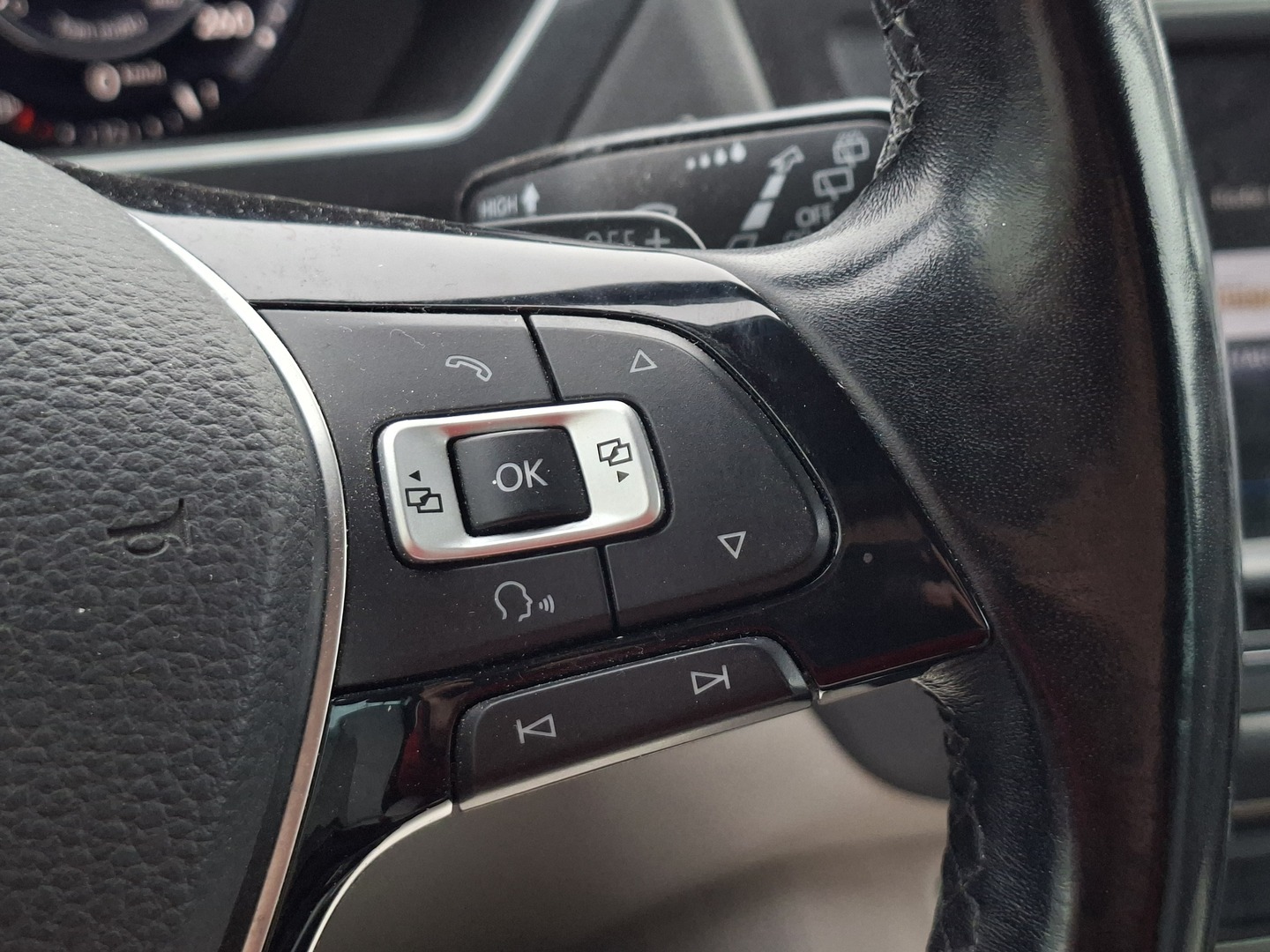 VOLKSWAGEN Tiguan 2017