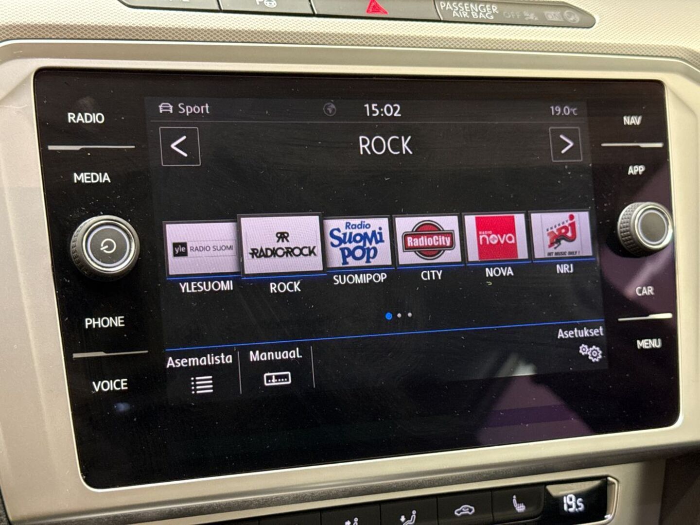 VOLKSWAGEN Passat 2018