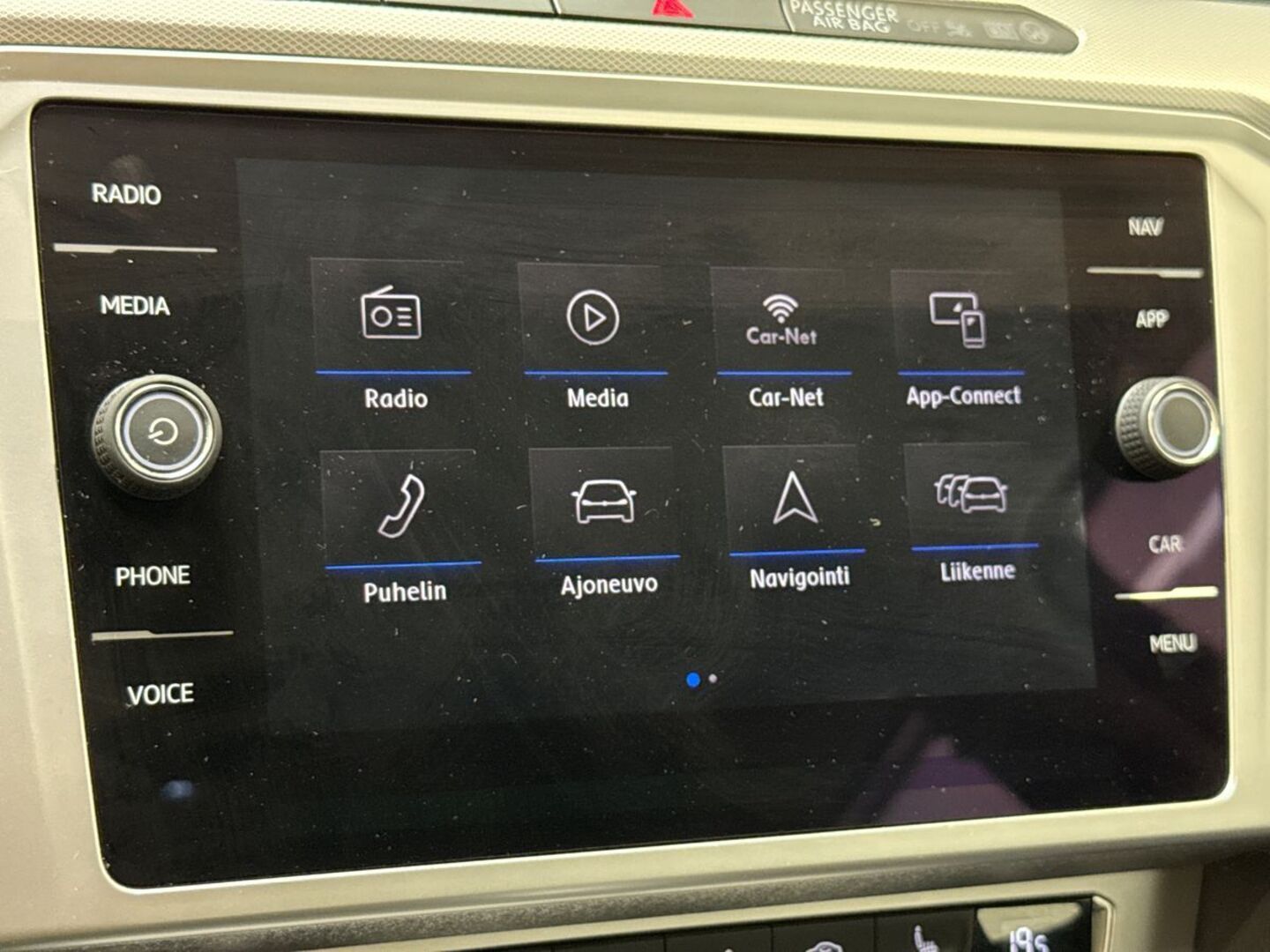 VOLKSWAGEN Passat 2018
