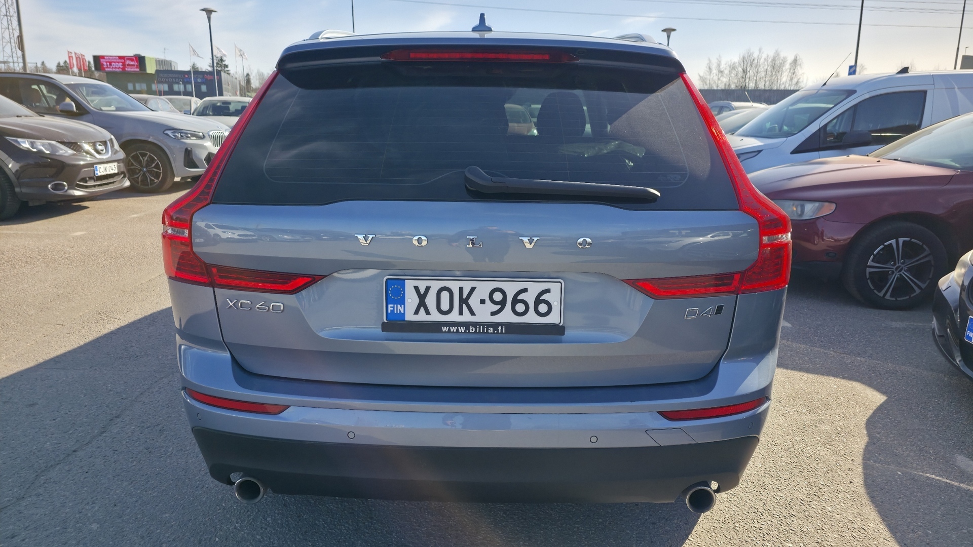 VOLVO XC60 2017