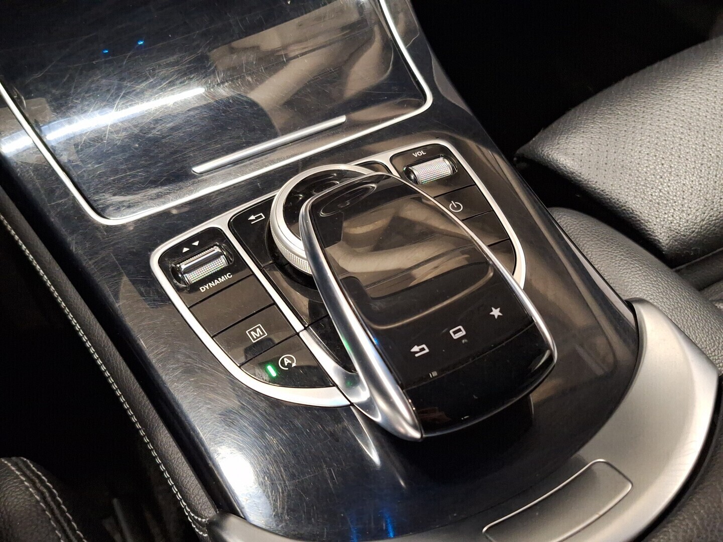 MERCEDES-BENZ GLC 2016