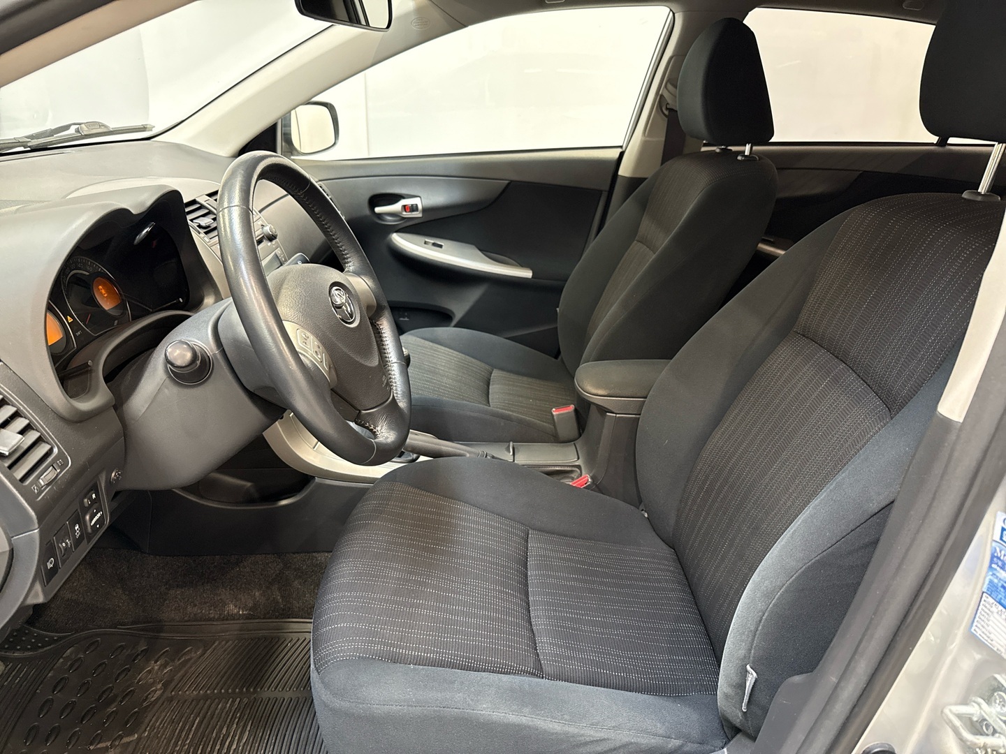 TOYOTA Corolla 2007