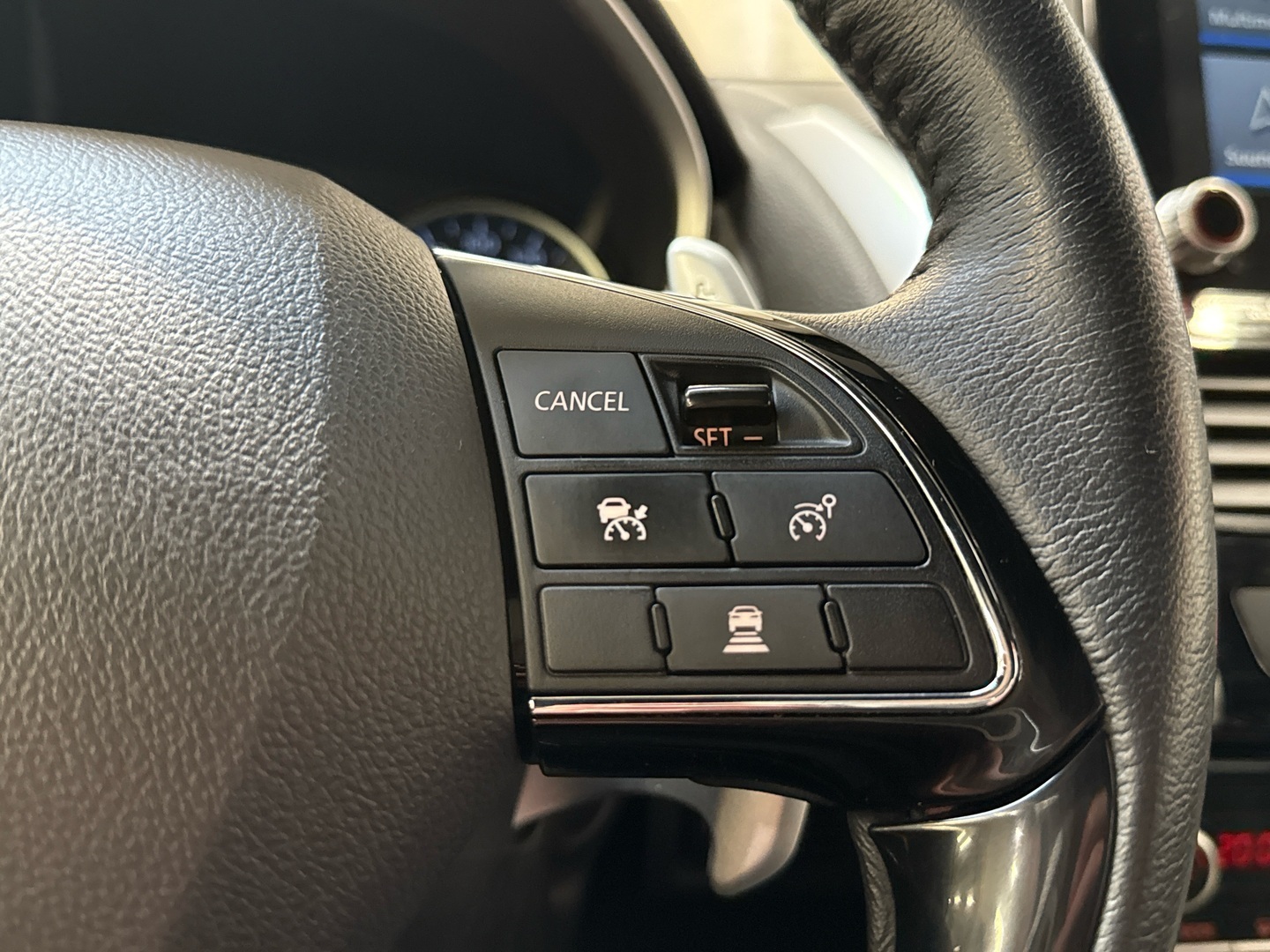 MITSUBISHI Eclipse Cross 2021