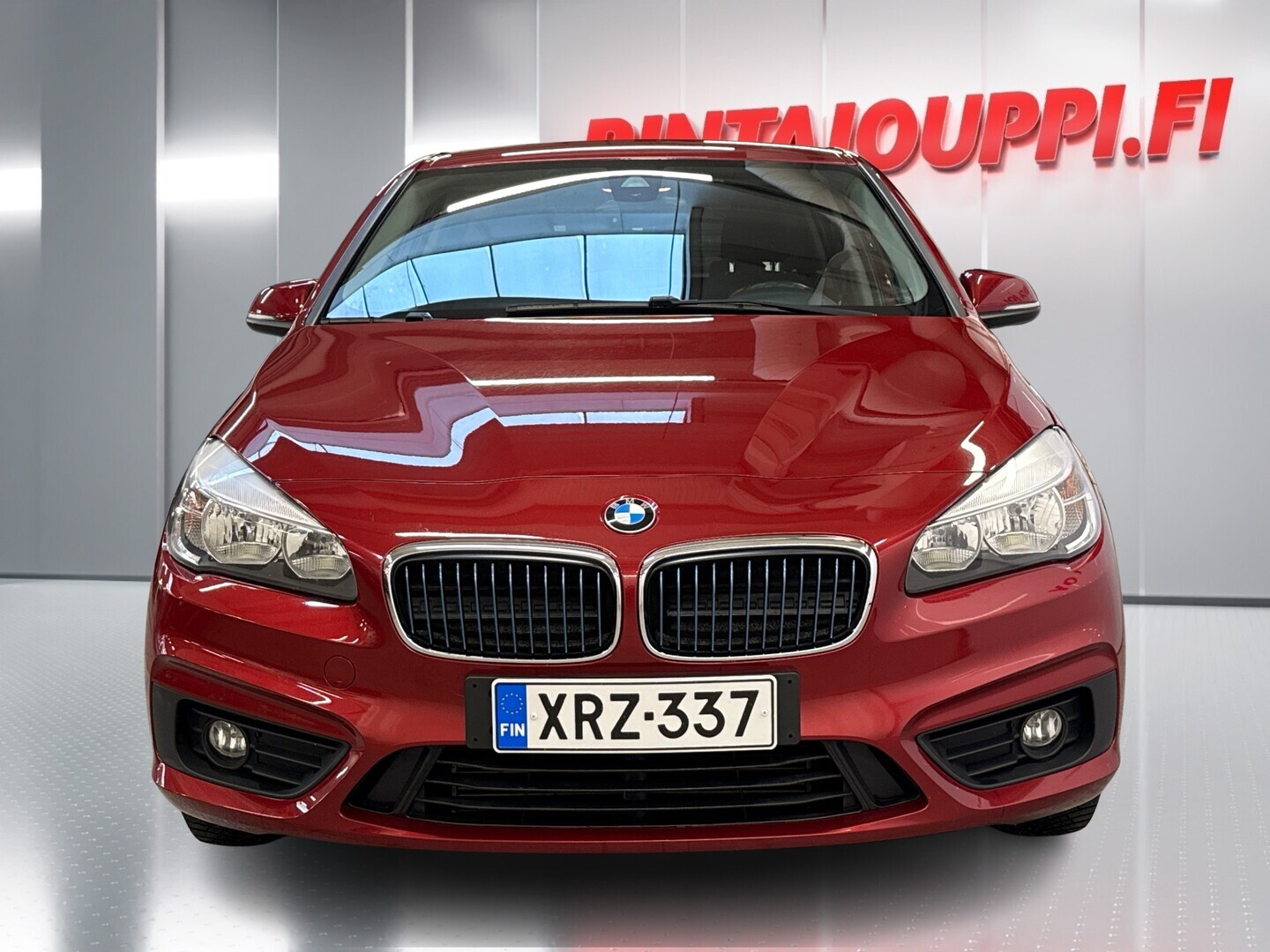 BMW 225 2016