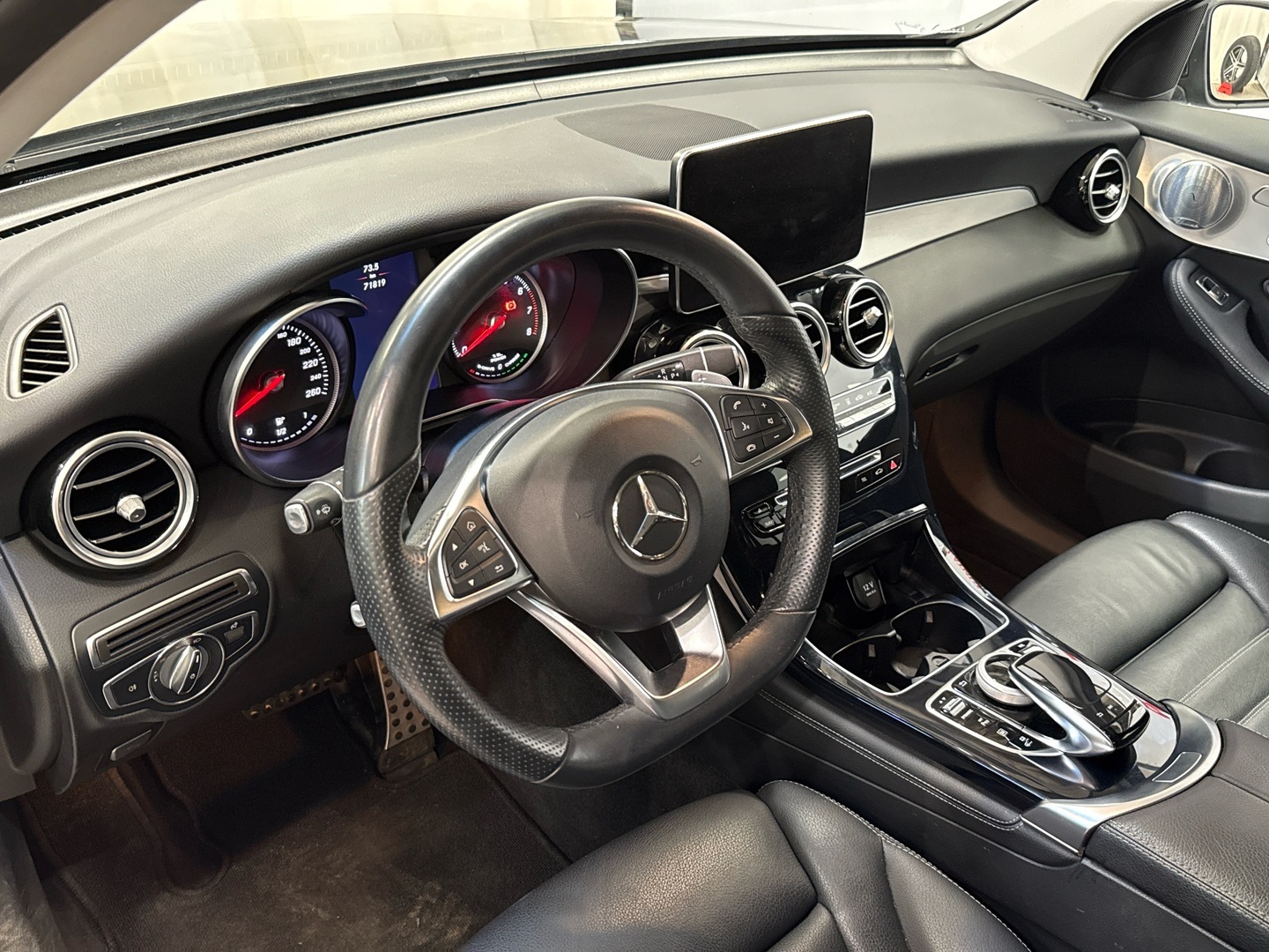 MERCEDES-BENZ GLC 2017