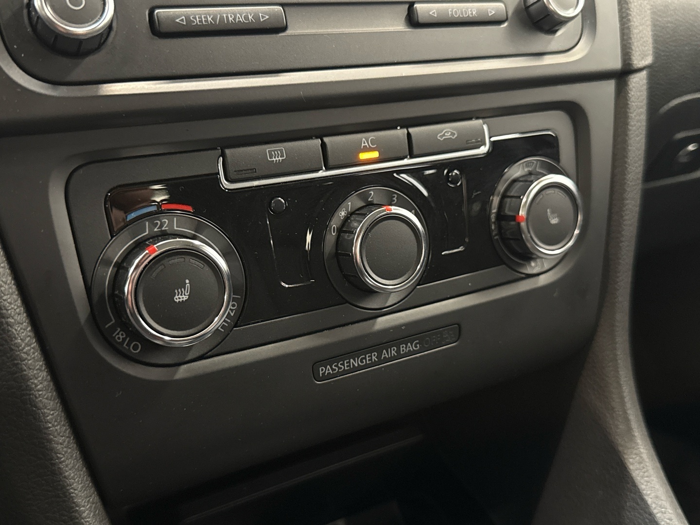 VOLKSWAGEN Golf 2009