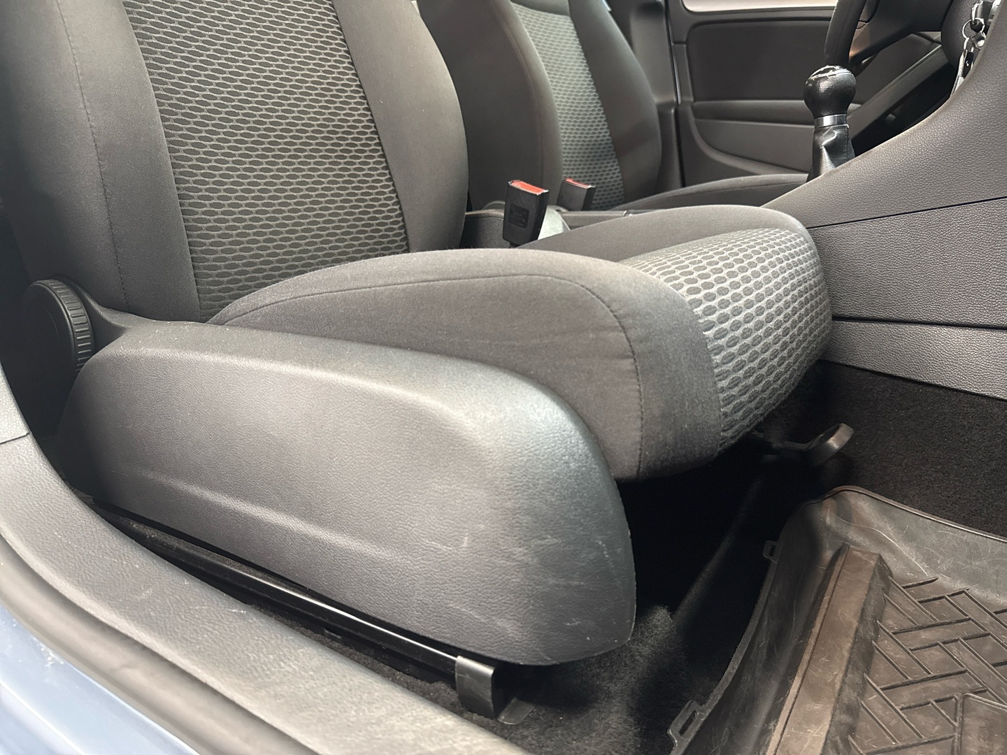 VOLKSWAGEN Golf 2009