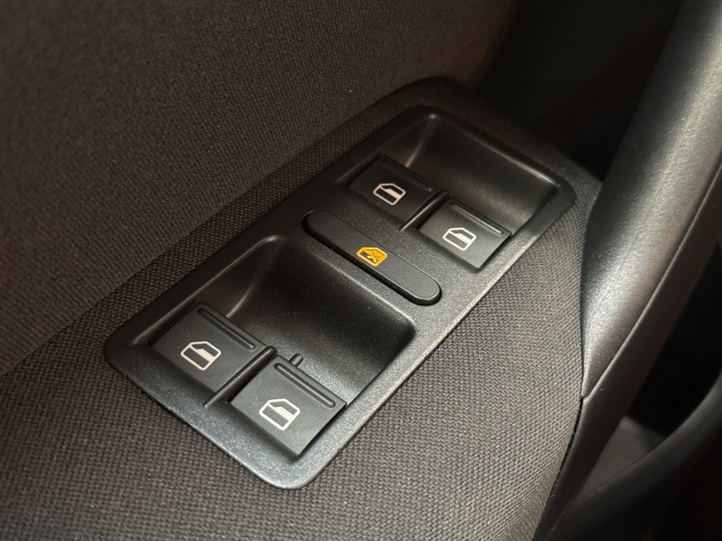 VOLKSWAGEN Polo 2010