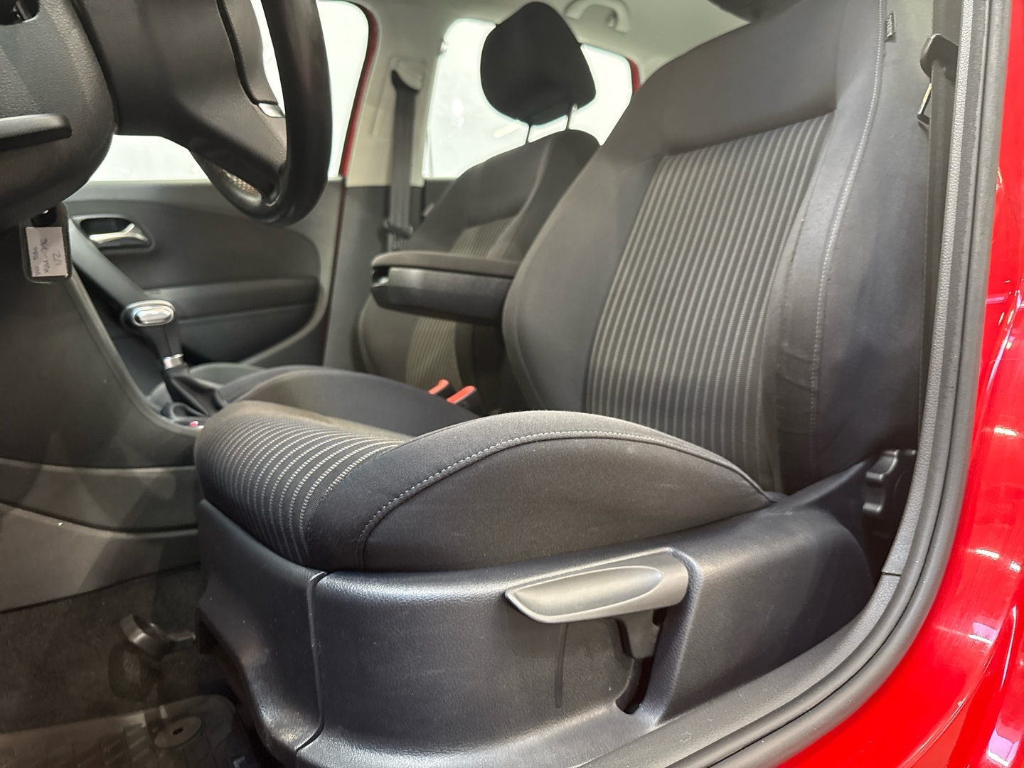 VOLKSWAGEN Polo 2010