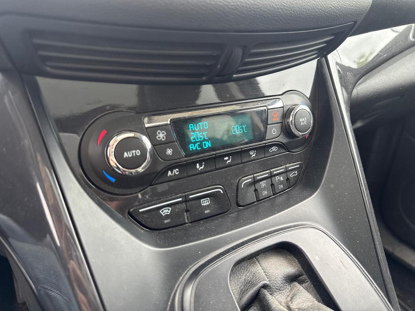 FORD Kuga 2014