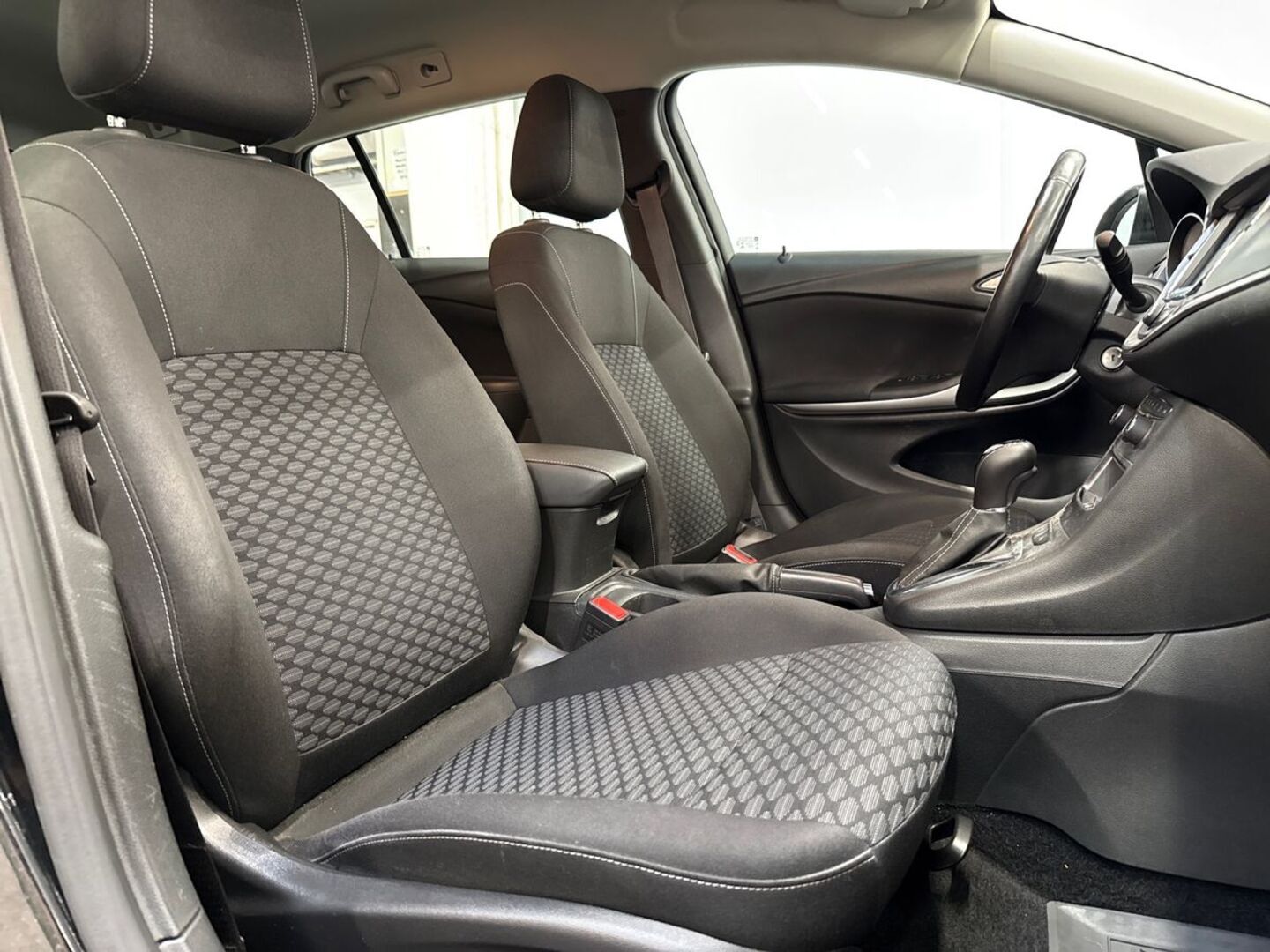 OPEL Astra 2019