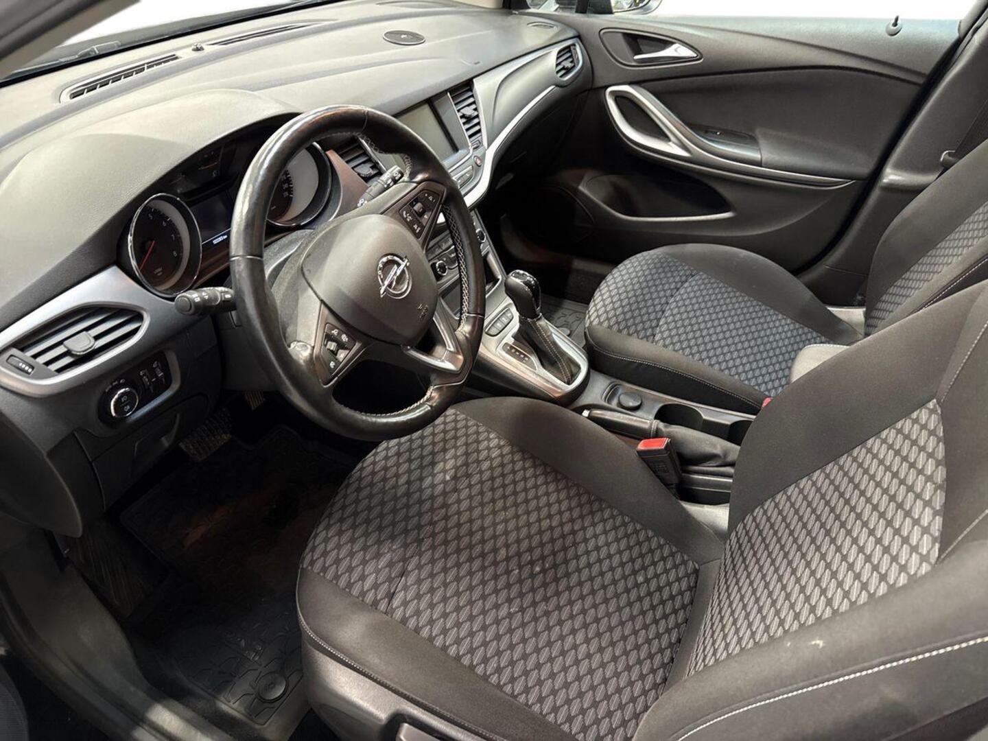 OPEL Astra 2019