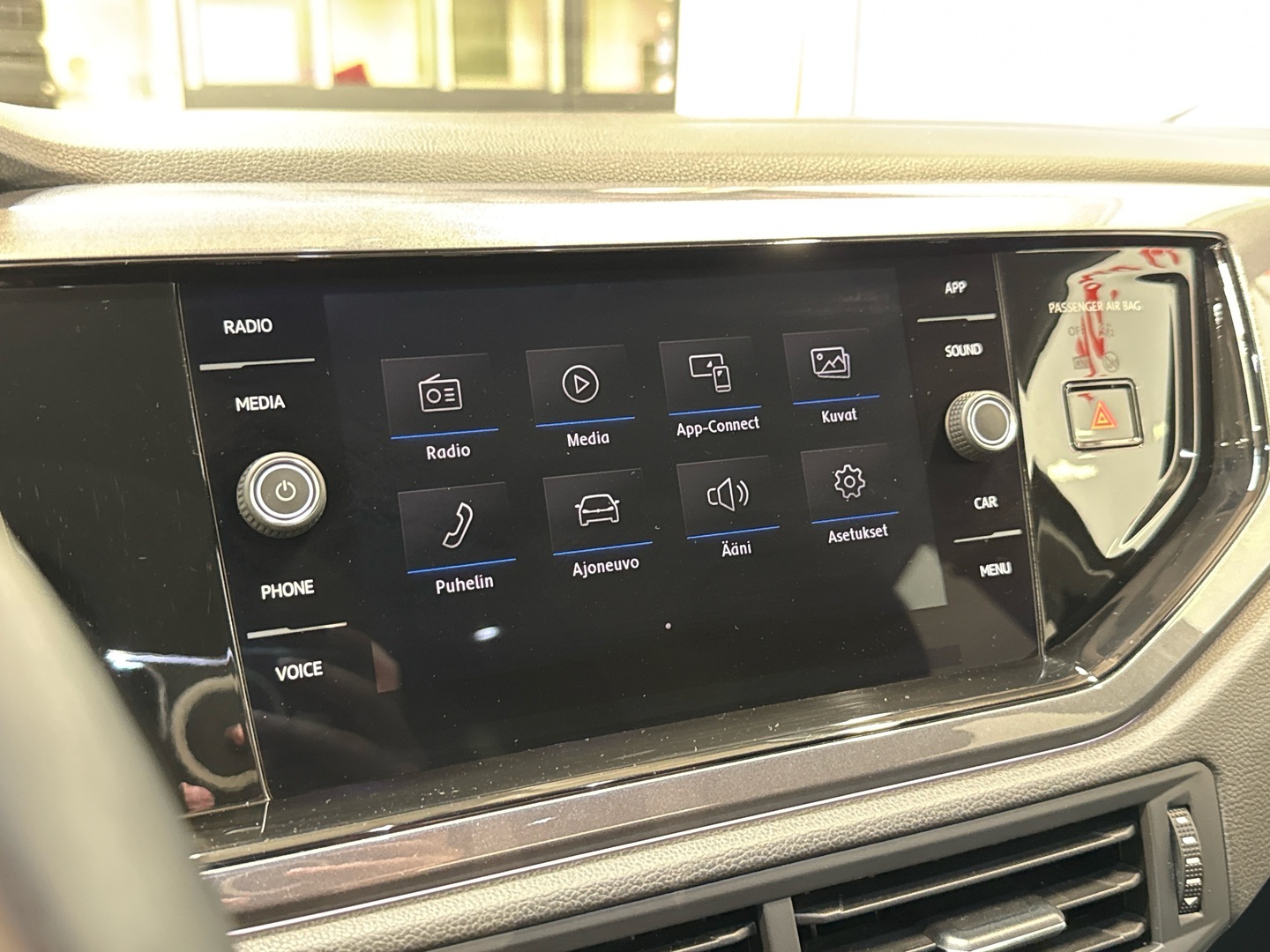 VOLKSWAGEN Polo 2019