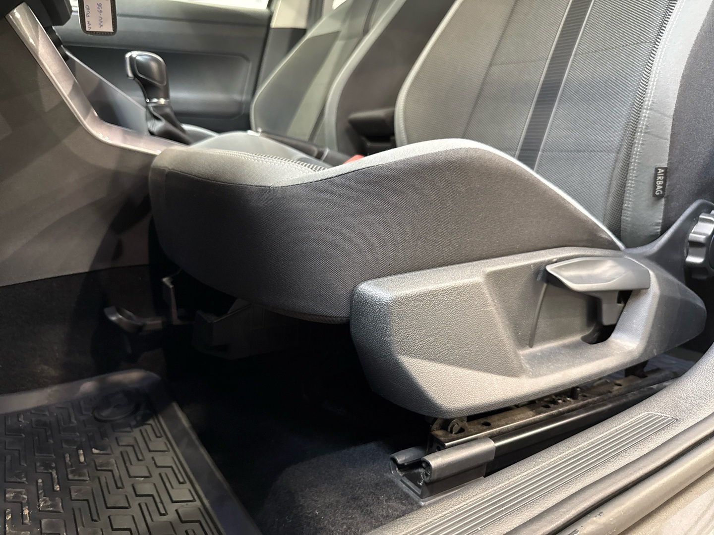 VOLKSWAGEN Polo 2019
