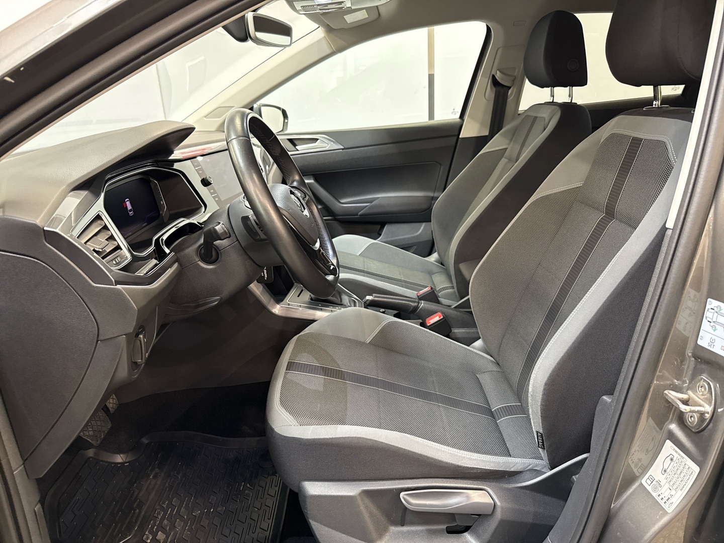 VOLKSWAGEN Polo 2019