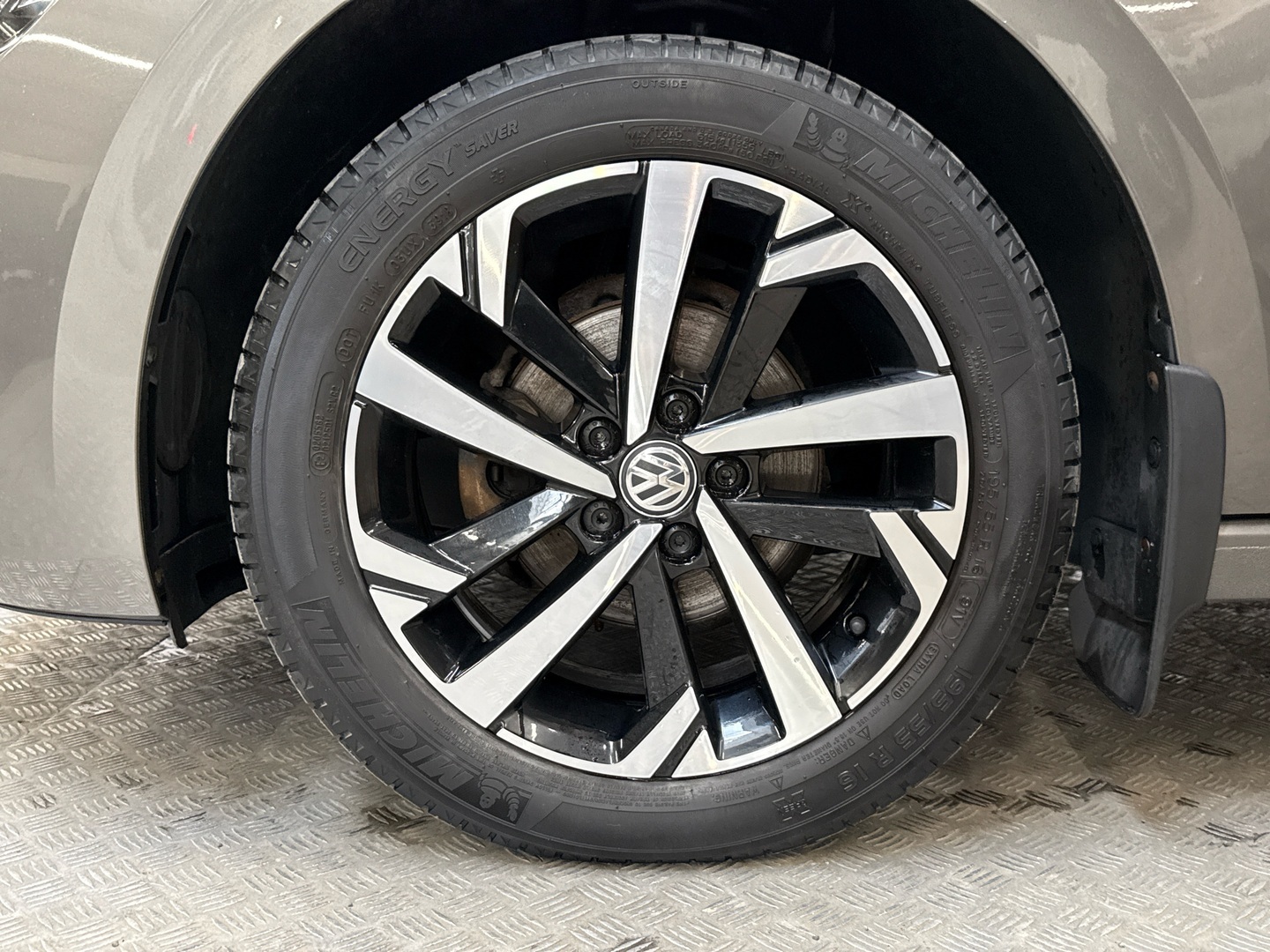 VOLKSWAGEN Polo 2019
