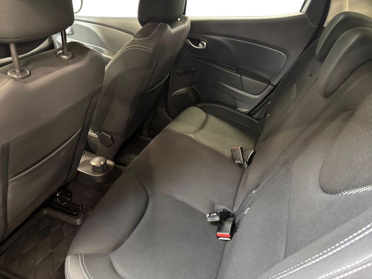 RENAULT Clio 2019