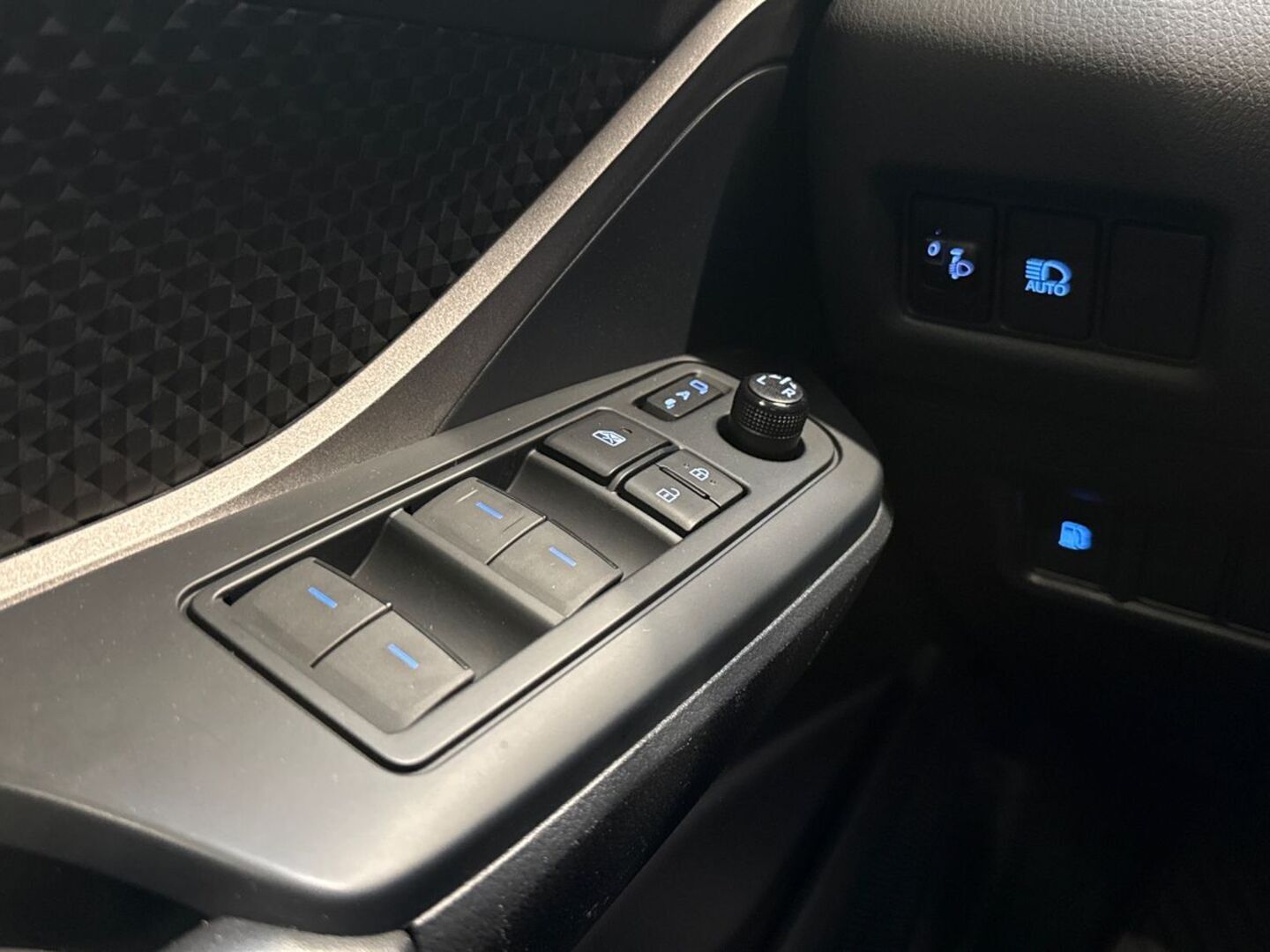 TOYOTA C-HR 2020