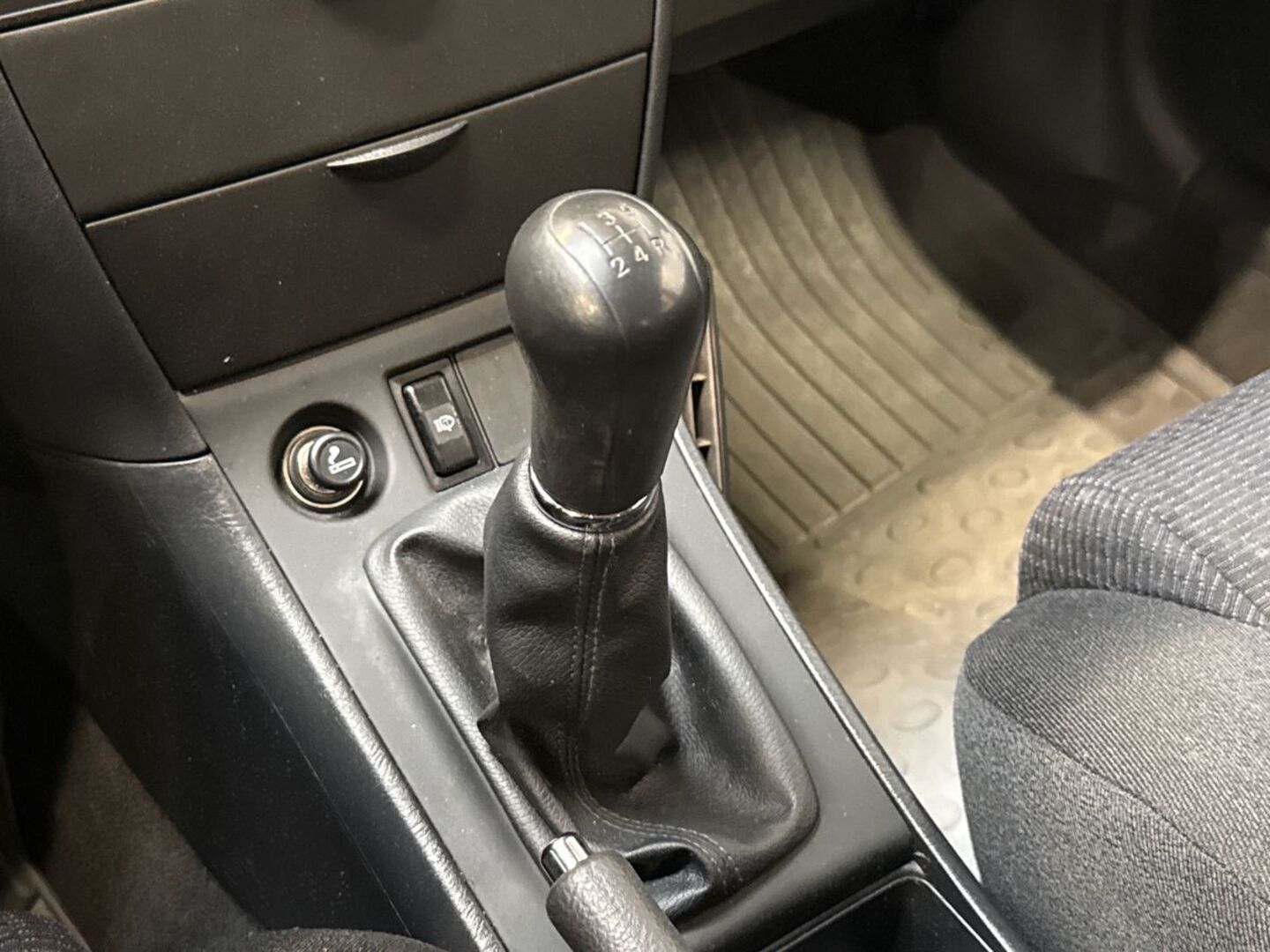 TOYOTA Corolla 2006