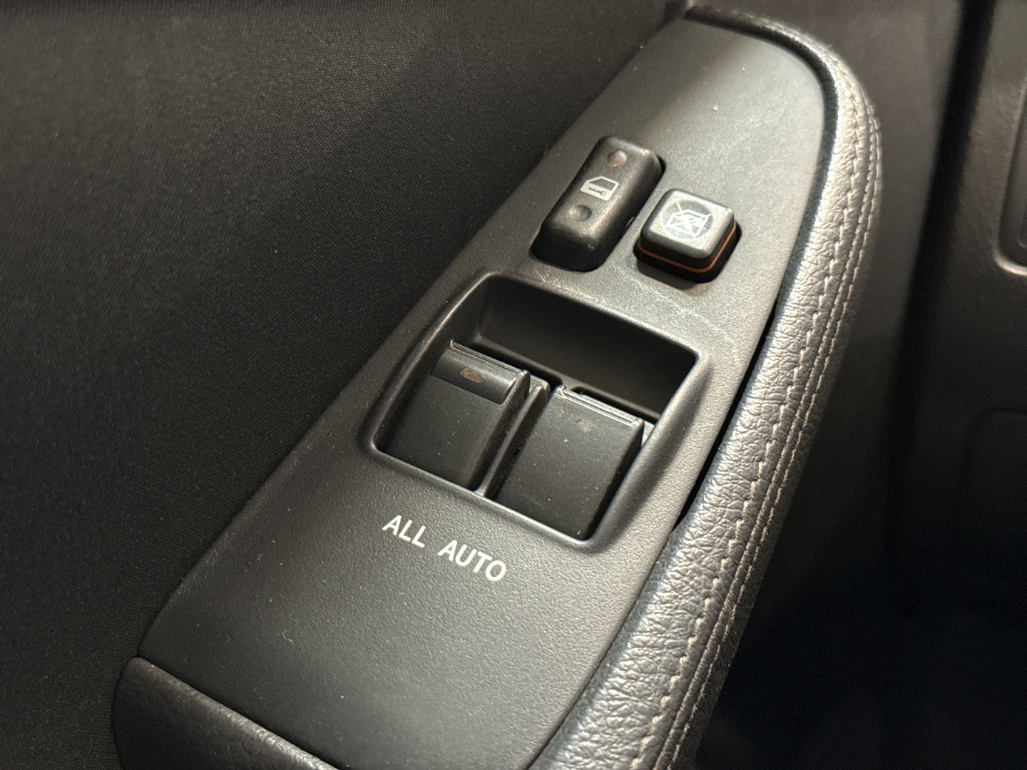 TOYOTA Avensis 2008