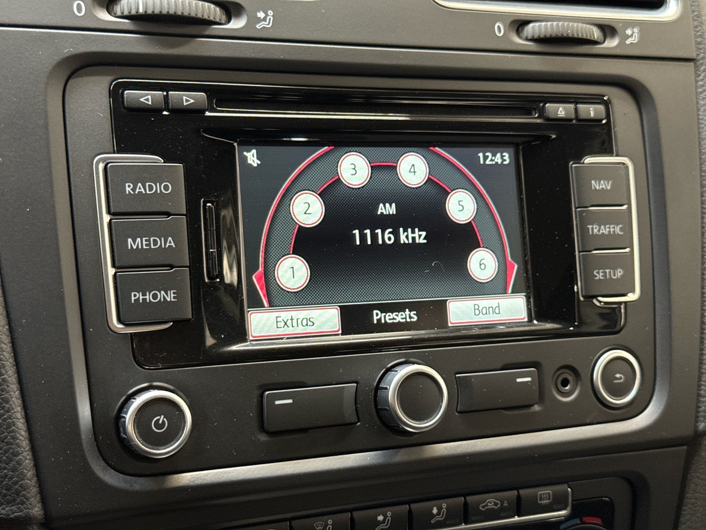 VOLKSWAGEN Golf 2011