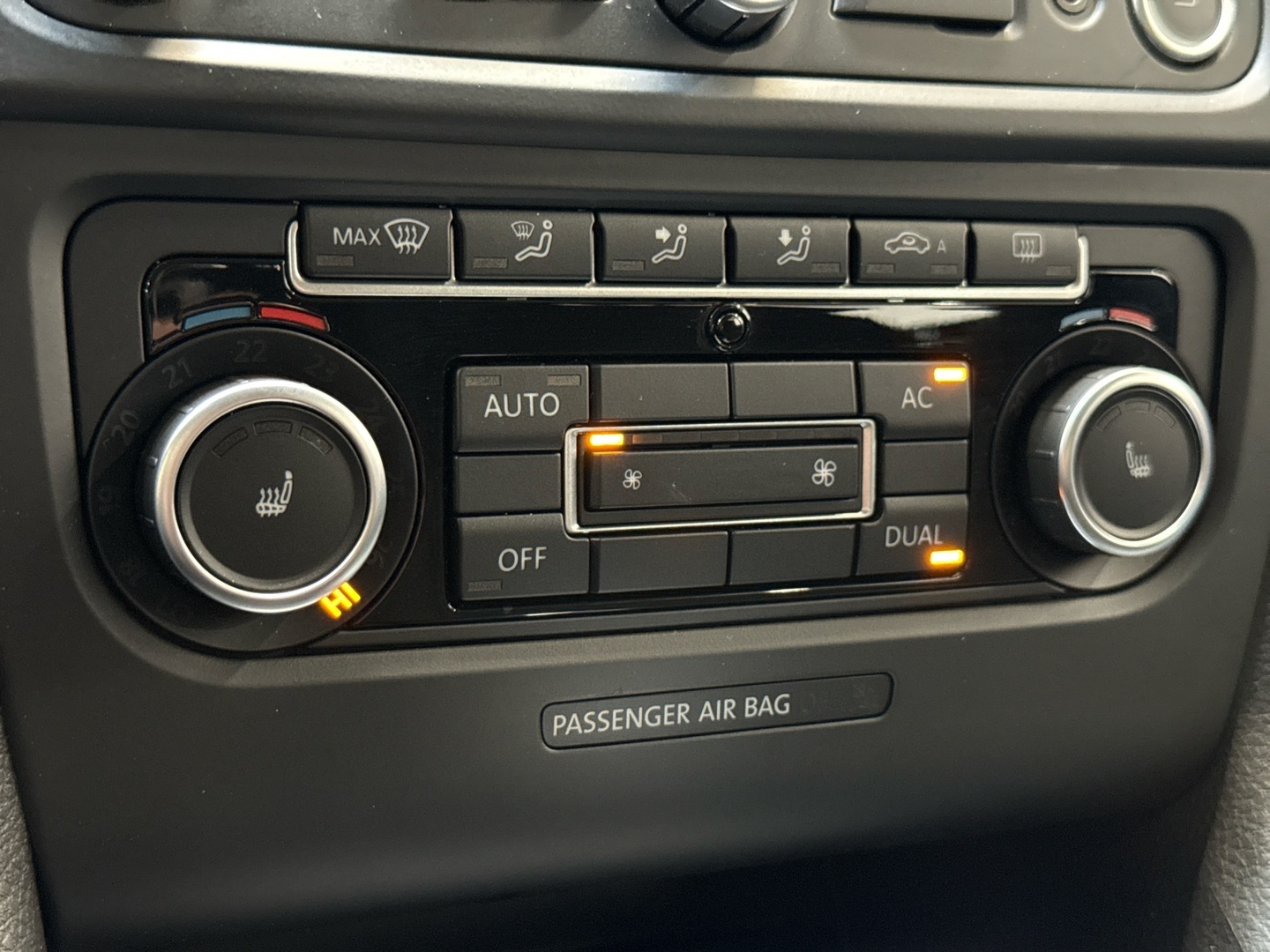 VOLKSWAGEN Golf 2011