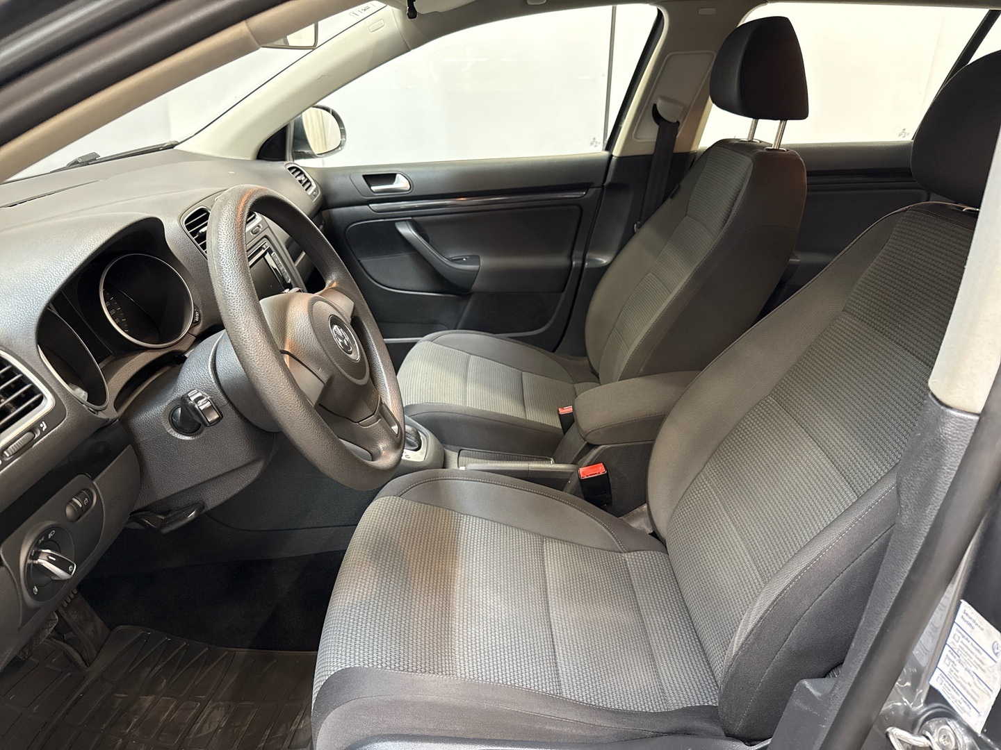 VOLKSWAGEN Golf 2011
