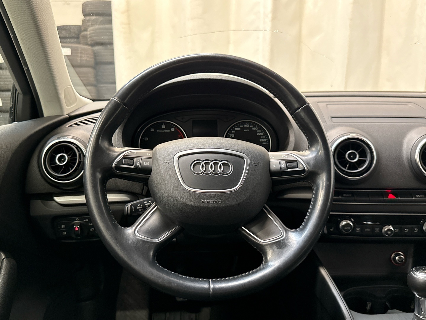 AUDI A3 2015