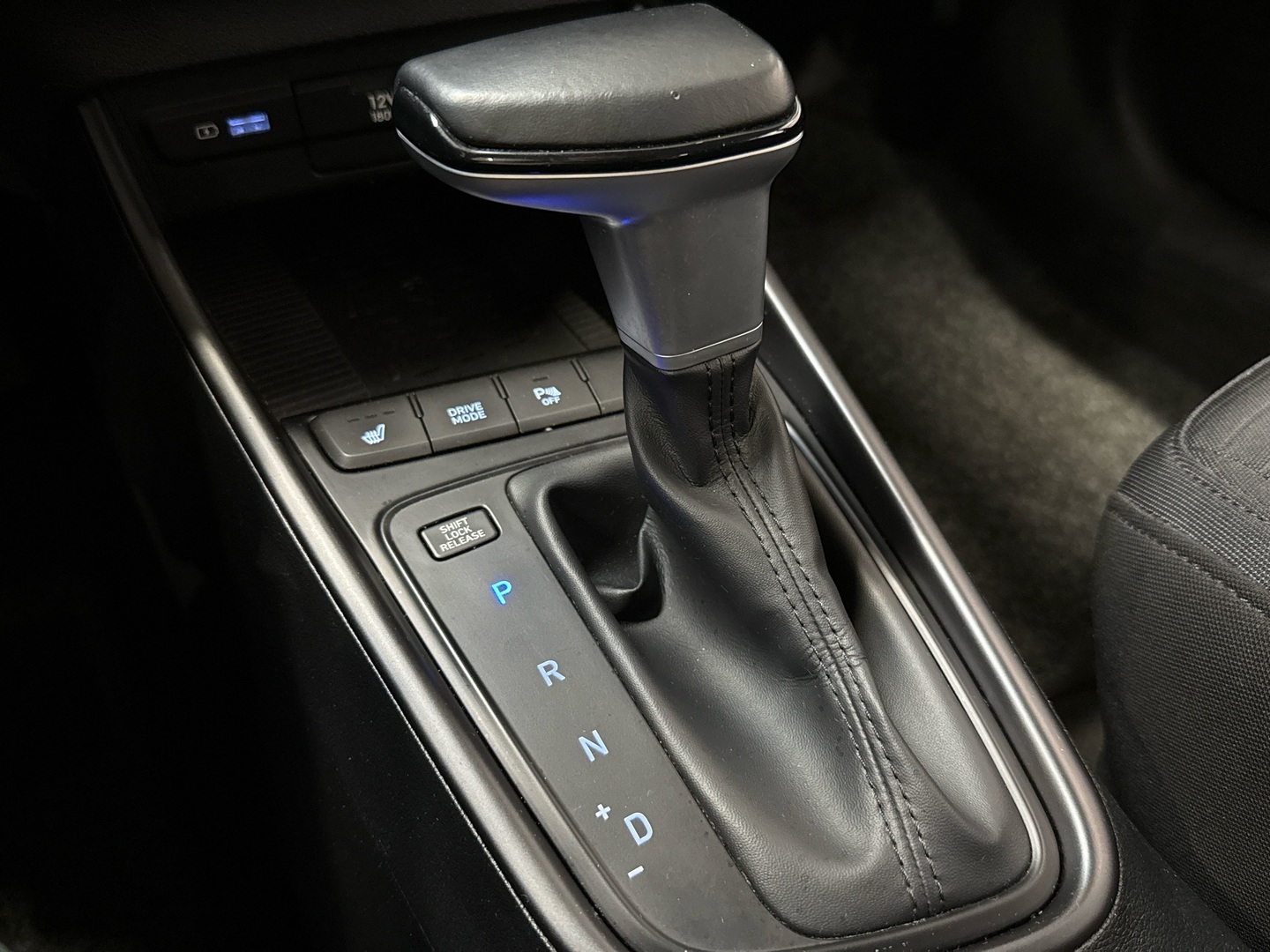 HYUNDAI i20 Hatchback 2021