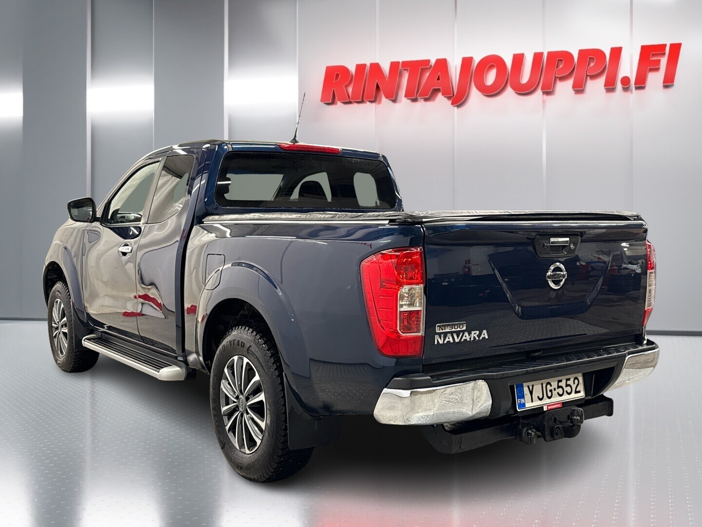 NISSAN Navara 2016