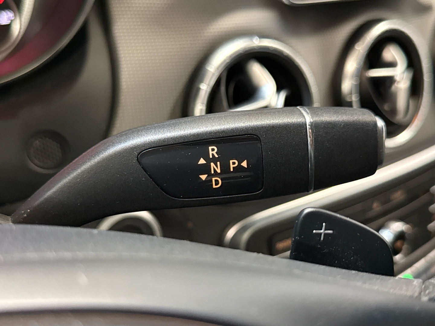 MERCEDES-BENZ CLA 2016