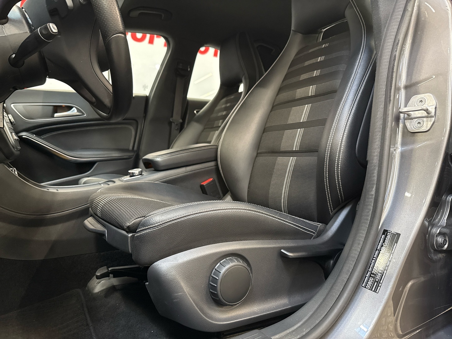 MERCEDES-BENZ CLA 2016