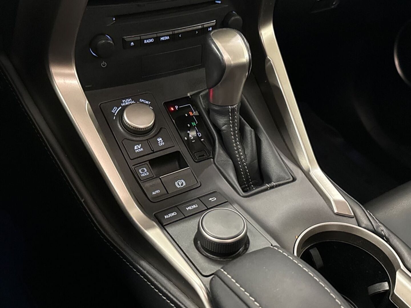 LEXUS NX 2017