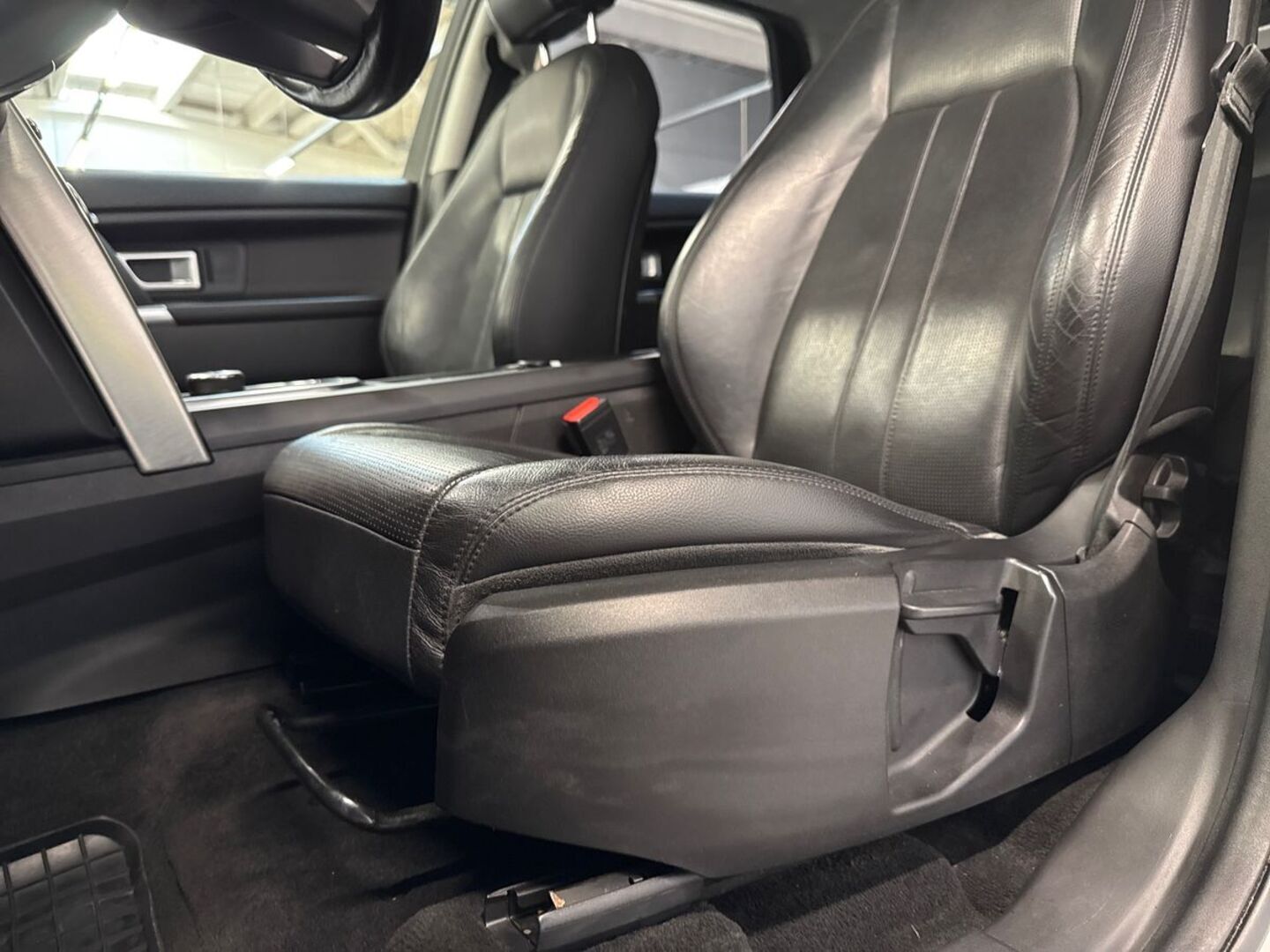 LAND ROVER Discovery Sport 2017