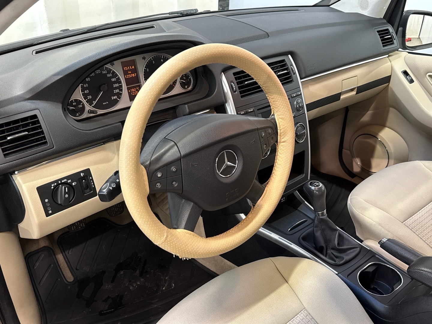 MERCEDES-BENZ B 2008