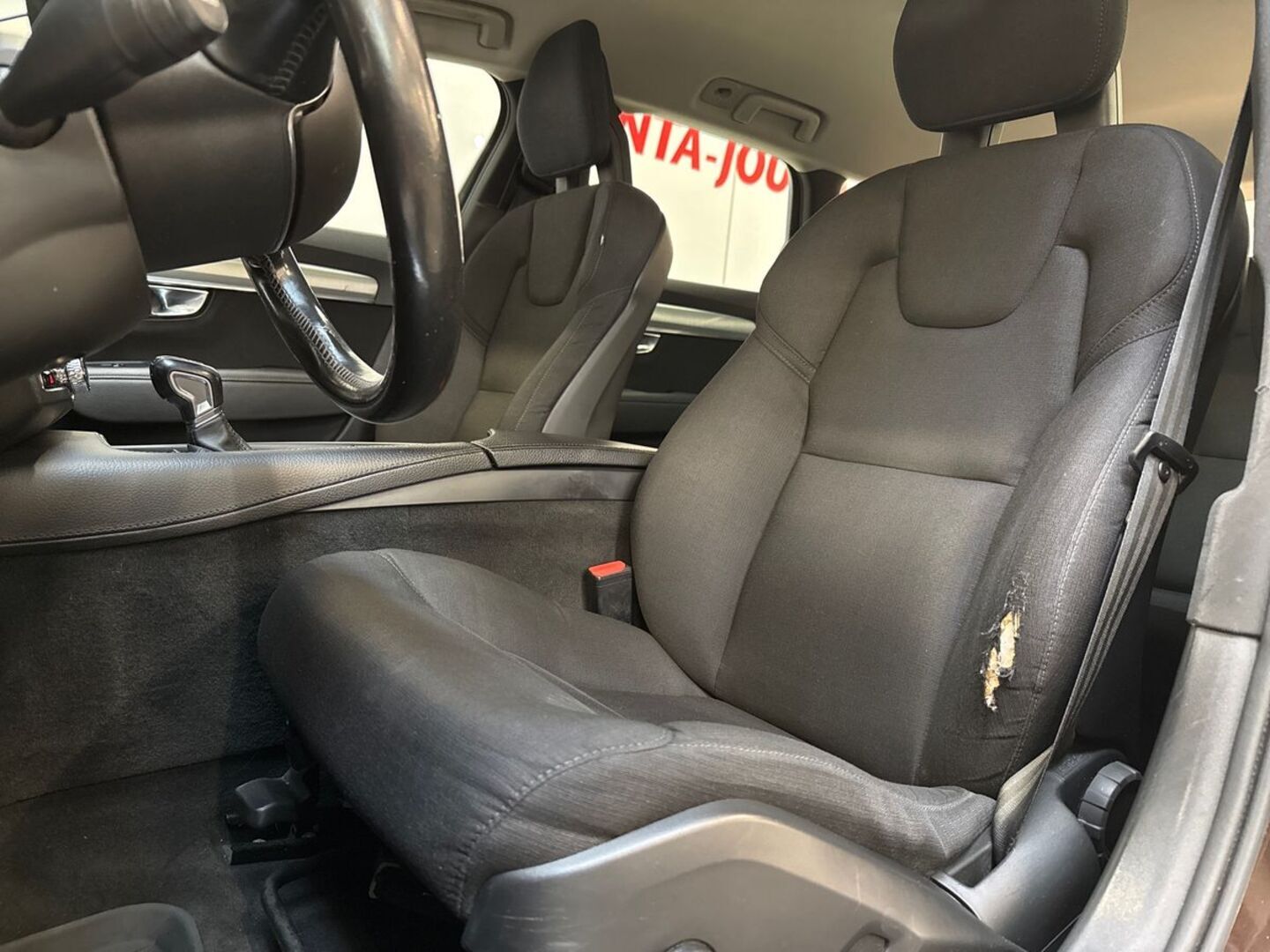 VOLVO V90 25