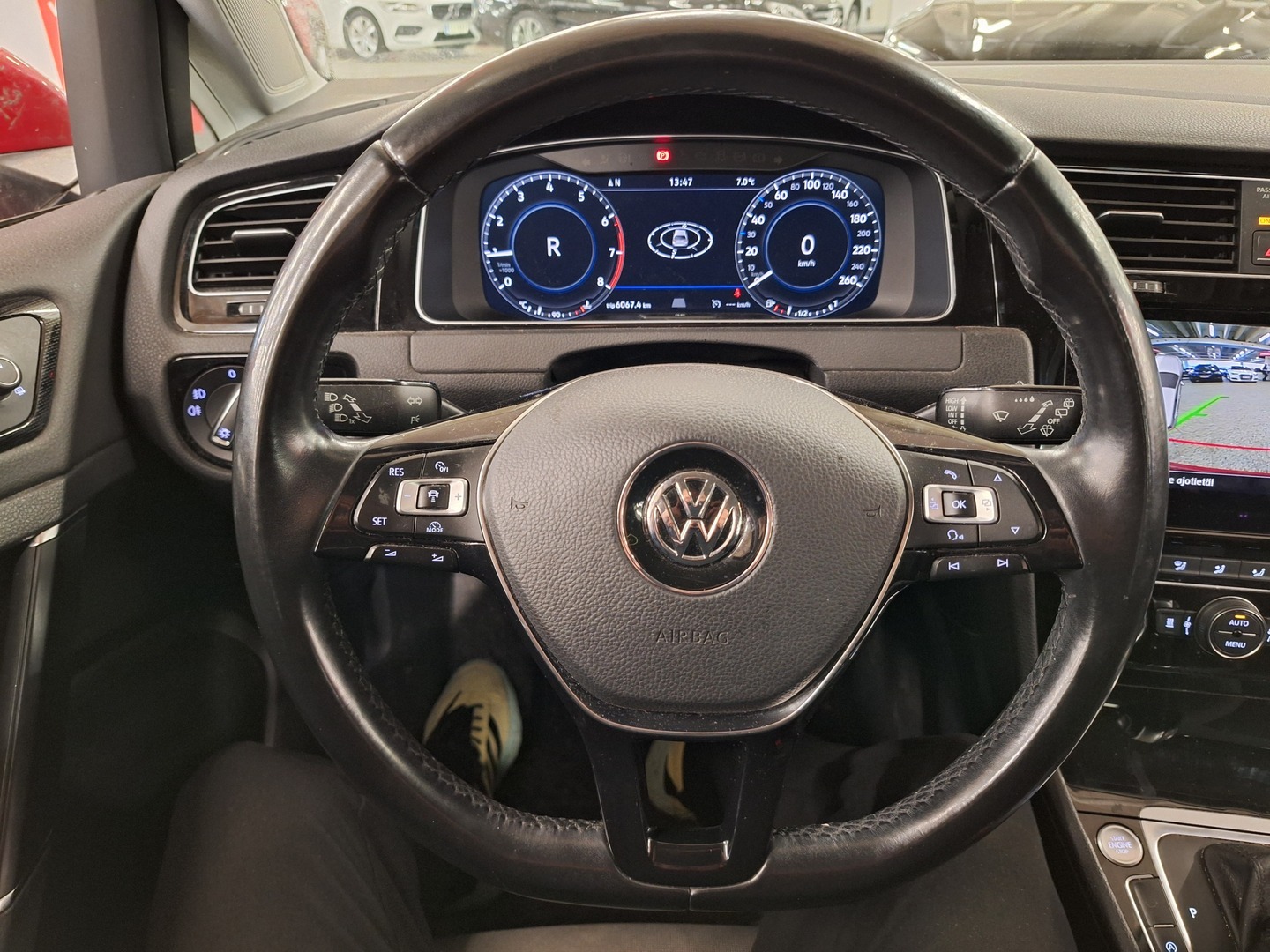 VOLKSWAGEN Golf 2018