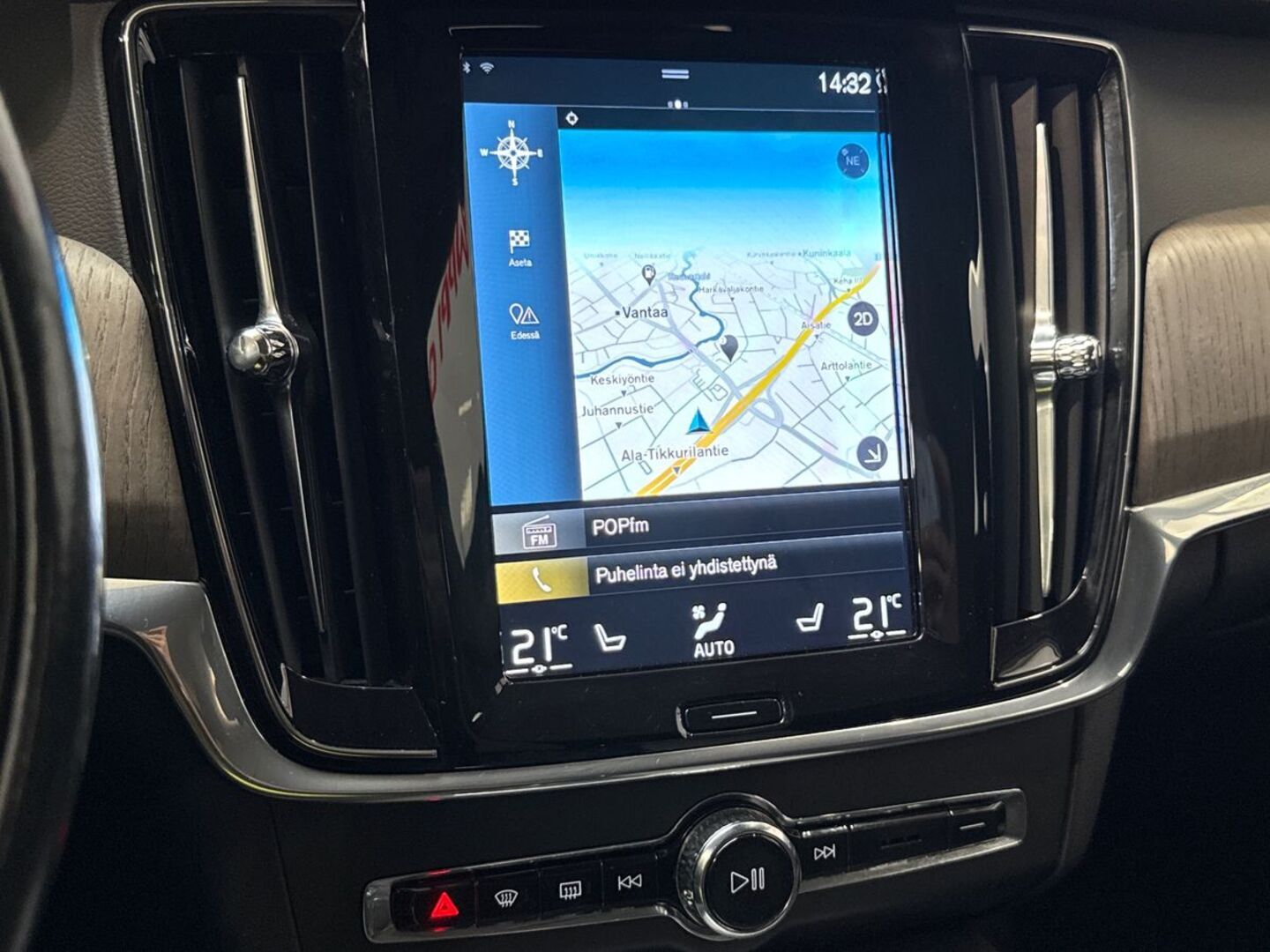 VOLVO V90 2021