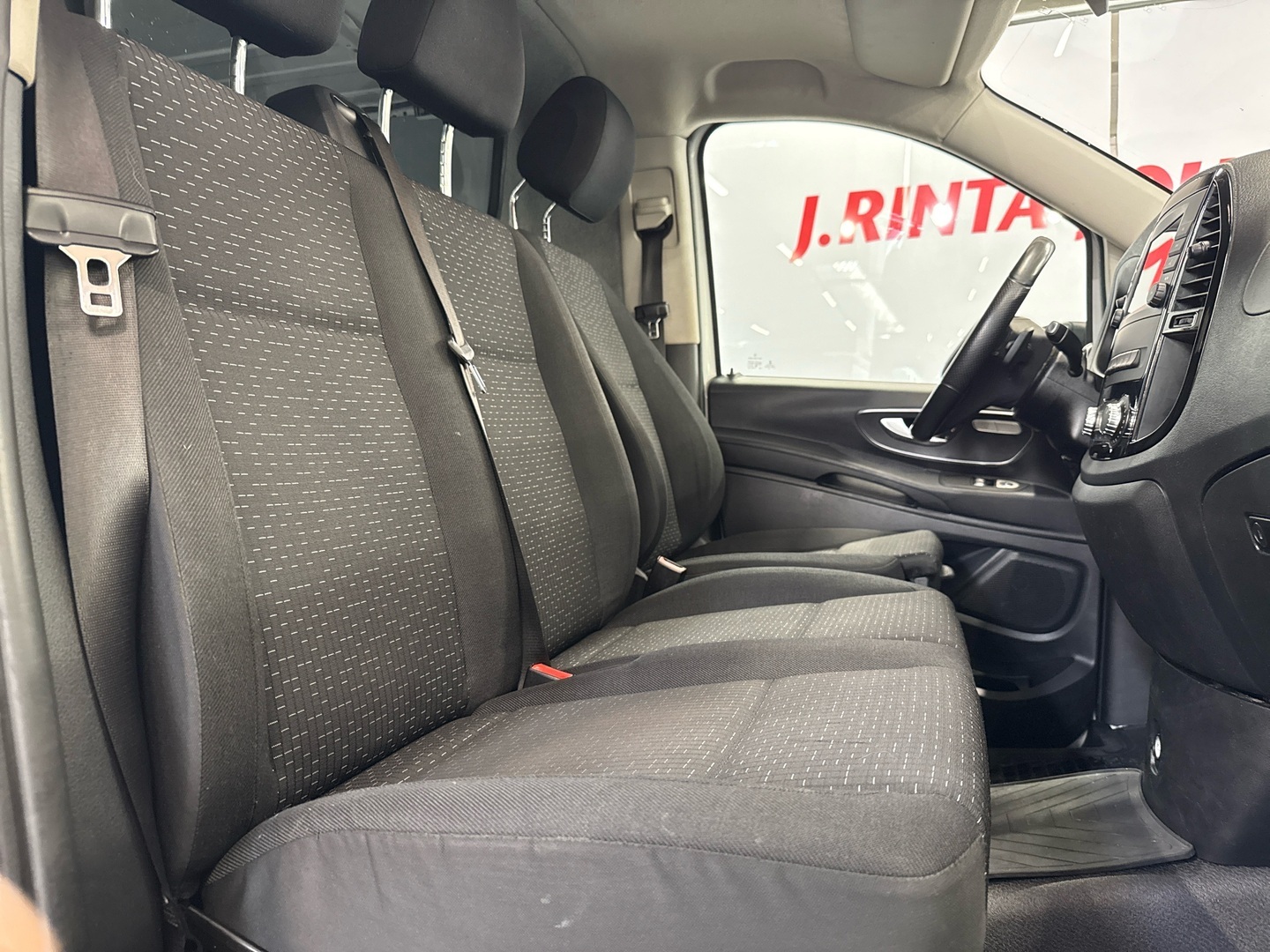 MERCEDES-BENZ Vito 2022