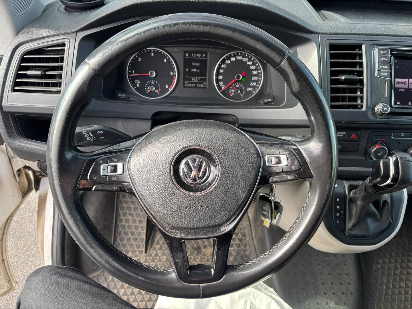 VOLKSWAGEN Transporter 2019